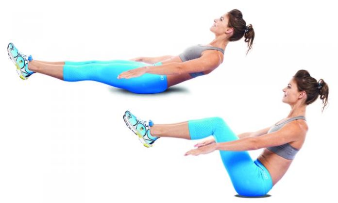 Flexion d'exercice abdominal plat en abs