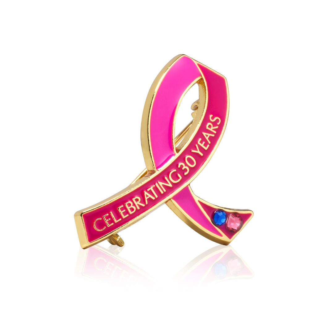 10 façons dont Estée Lauder lutte contre le cancer du sein depuis 30 ans